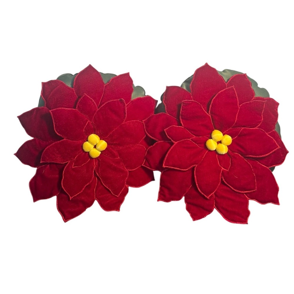 Vintage Red & Green Poinsettia Throw Pillows Christmas Set of 2